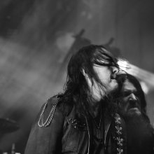 20251010-03-arch_enemy-neumann-13