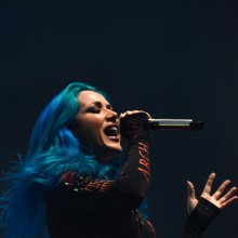20251010-03-arch_enemy-neumann-14